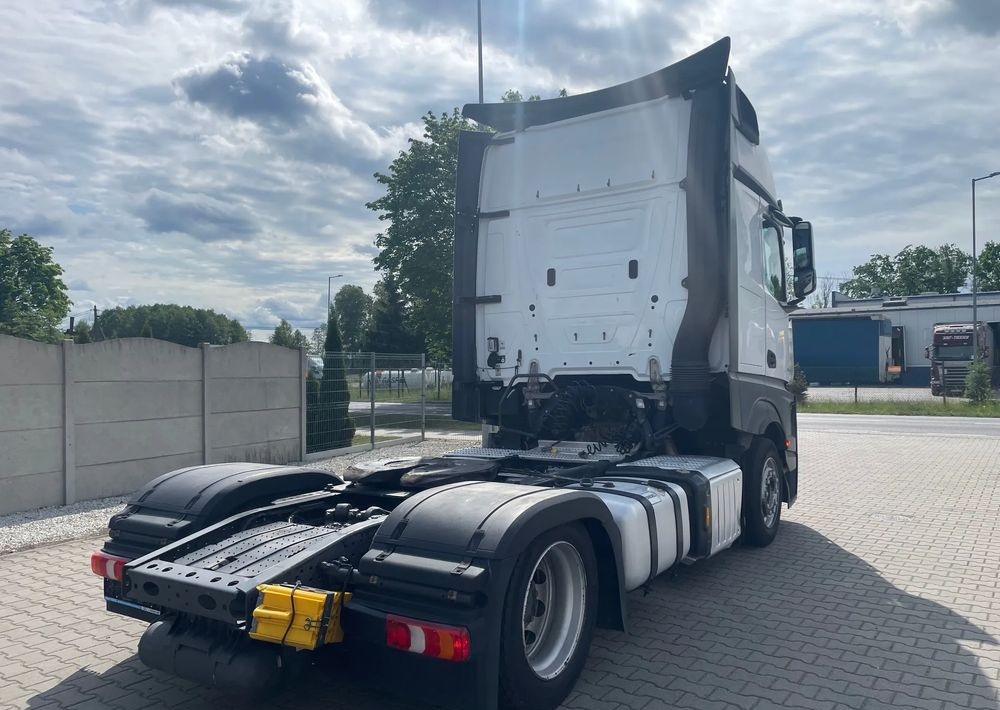 Mercedes-Benz ACTROS 1845, Mega, Gigaspace, Salonka! - Tractor head: gambar 4 Mercedes-Benz ACTROS 1845, Mega, Gigaspace, Salonka! - Tractor head: gambar 4