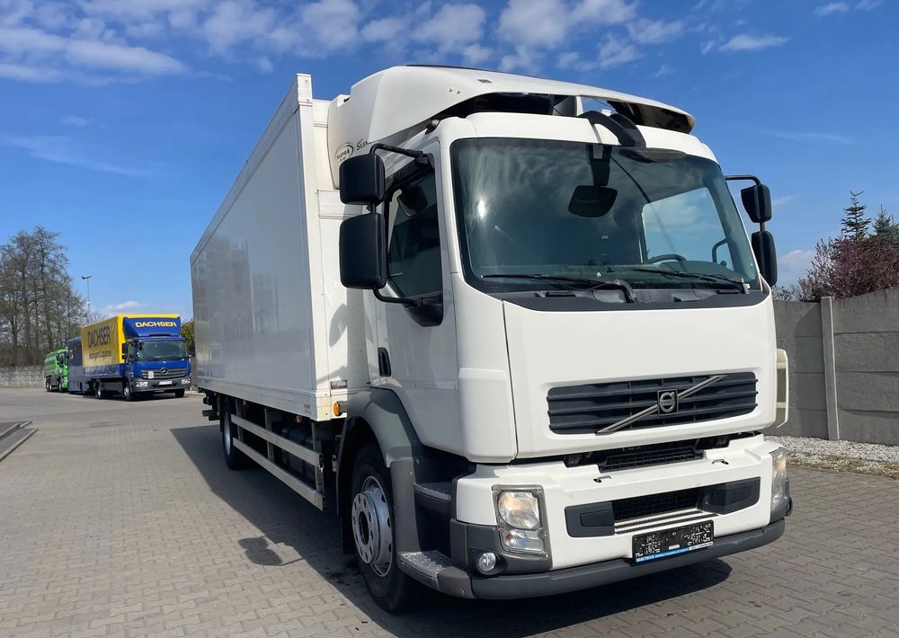 Volvo FL 18.260 CHŁODNIA, EURO 5! - Truk berpendingin: gambar 3 Volvo FL 18.260 CHŁODNIA, EURO 5! - Truk berpendingin: gambar 3