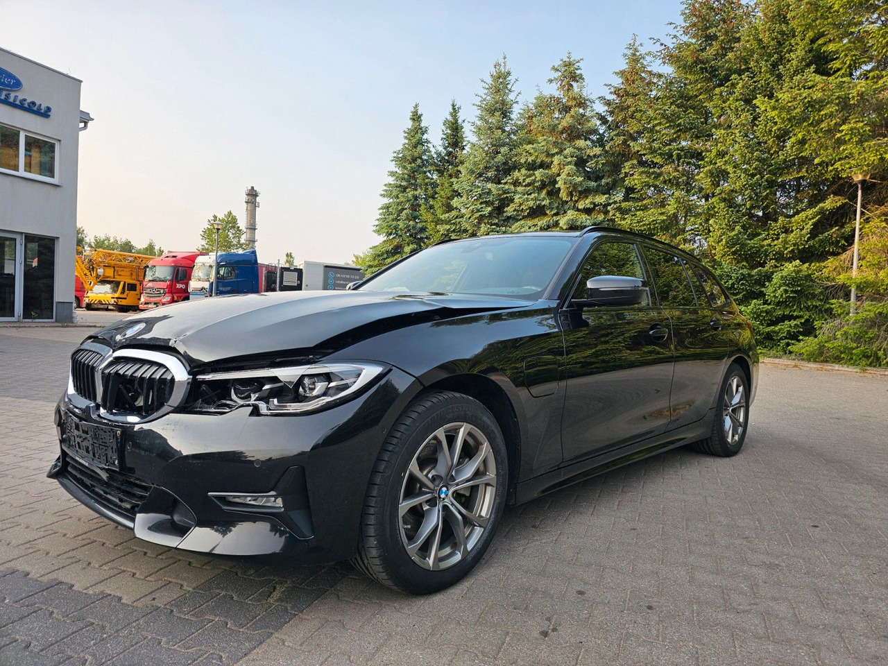 BMW 320e xDrive Touring Sport Automatic Sehr gepfleg - Mobil: gambar 2 BMW 320e xDrive Touring Sport Automatic Sehr gepfleg - Mobil: gambar 2