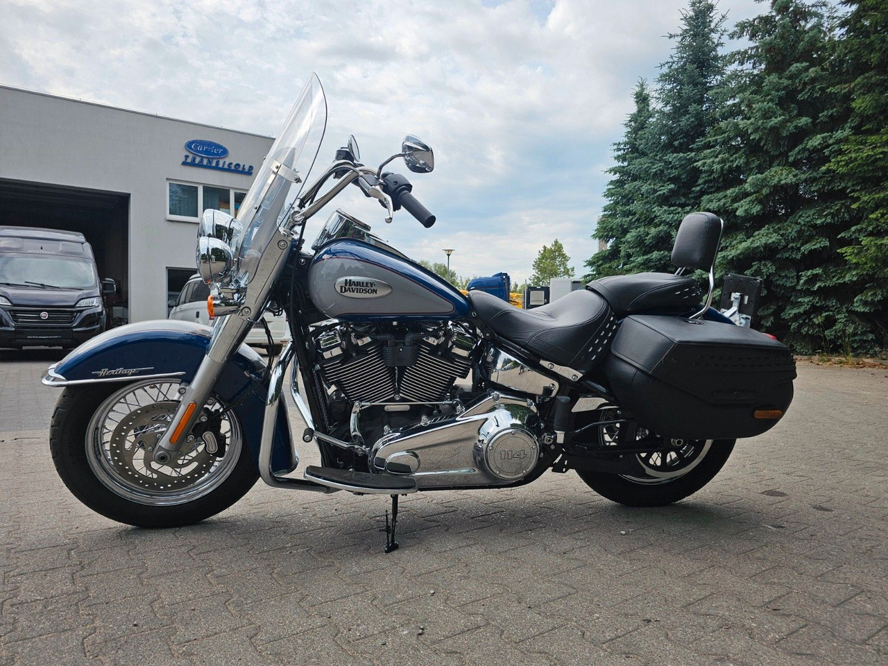Harley-Davidson SOFTAIL Heritage Classic 114 nur 600km! Gepflegt - Sepeda motor: gambar 4 Harley-Davidson SOFTAIL Heritage Classic 114 nur 600km! Gepflegt - Sepeda motor: gambar 4