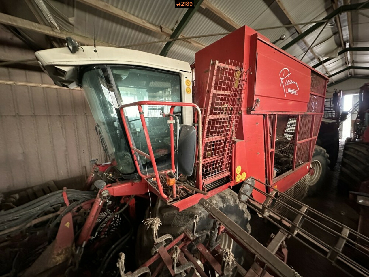 Beet Harvester Riecam RBM 300-S - Pemanen bit: gambar 2 Beet Harvester Riecam RBM 300-S - Pemanen bit: gambar 2