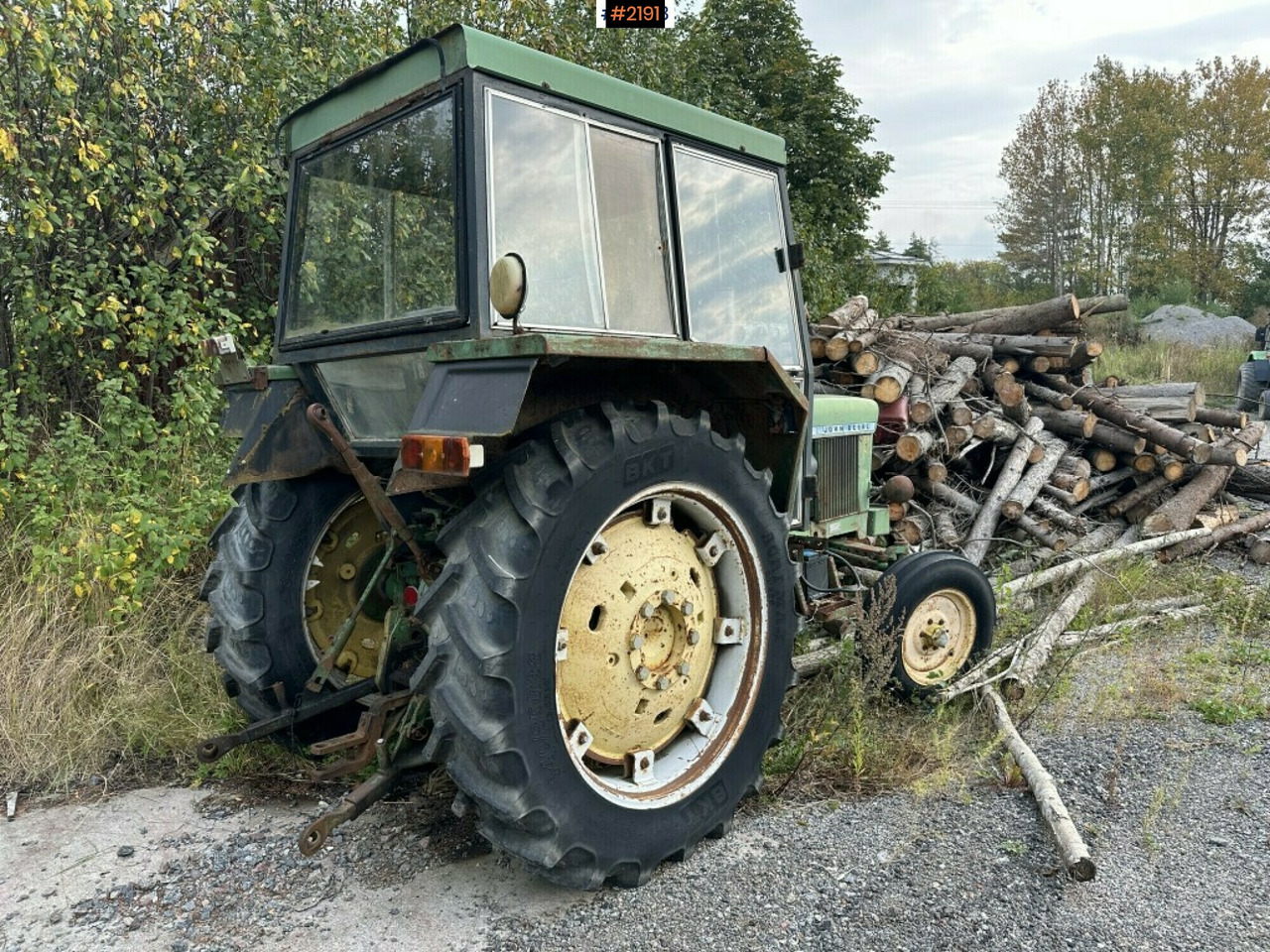 Traktor John Deere 2130 Tractor: gambar 6