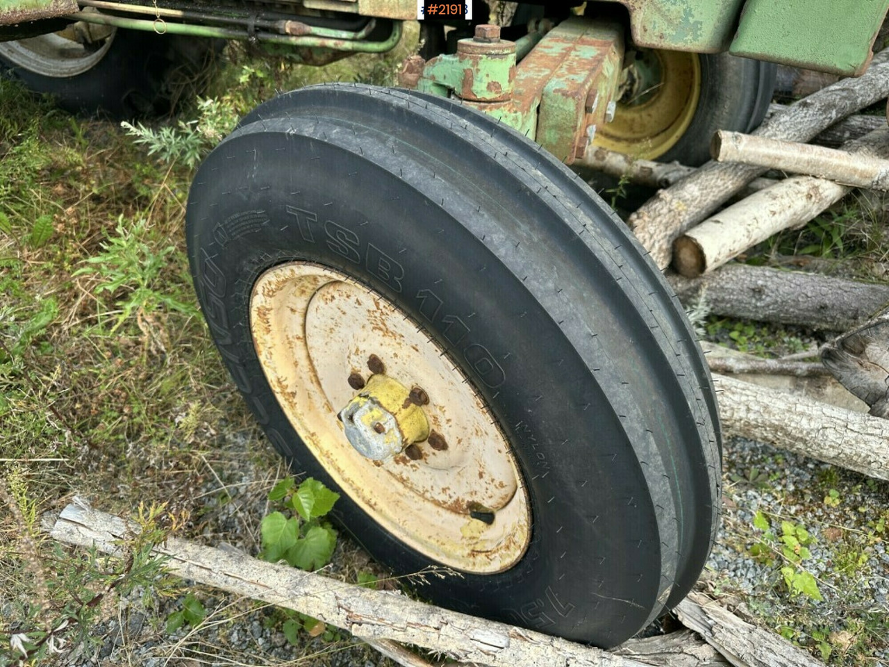 Traktor John Deere 2130 Tractor: gambar 10