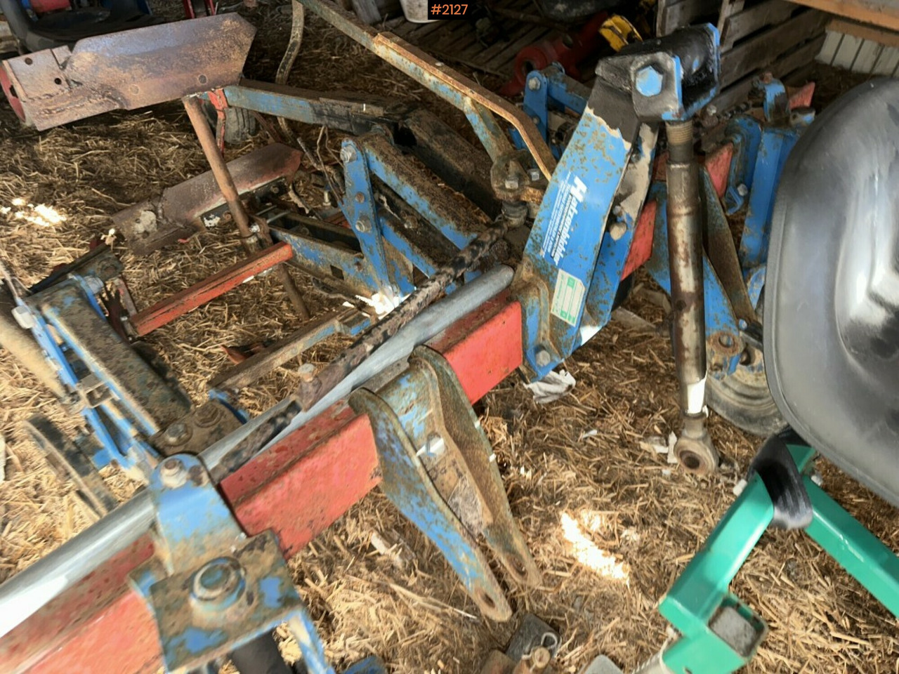 Row crop cleaner Hatzenbichler - Mesin pengolahan tanah: gambar 4 Row crop cleaner Hatzenbichler - Mesin pengolahan tanah: gambar 4