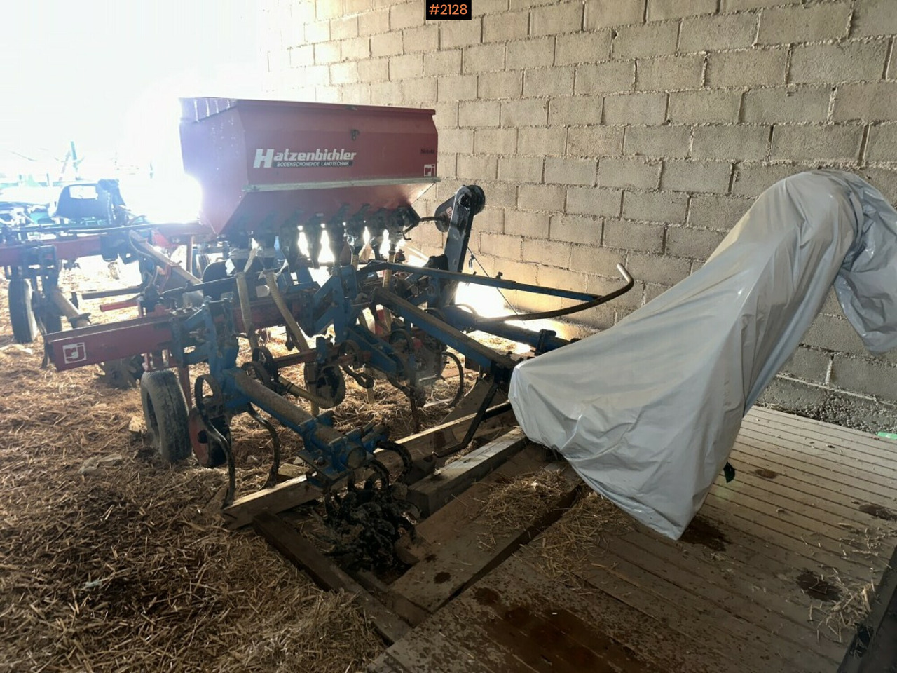 Row crop cleaner Hatzenbichler with fertilizer - Mesin pengolahan tanah: gambar 3 Row crop cleaner Hatzenbichler with fertilizer - Mesin pengolahan tanah: gambar 3