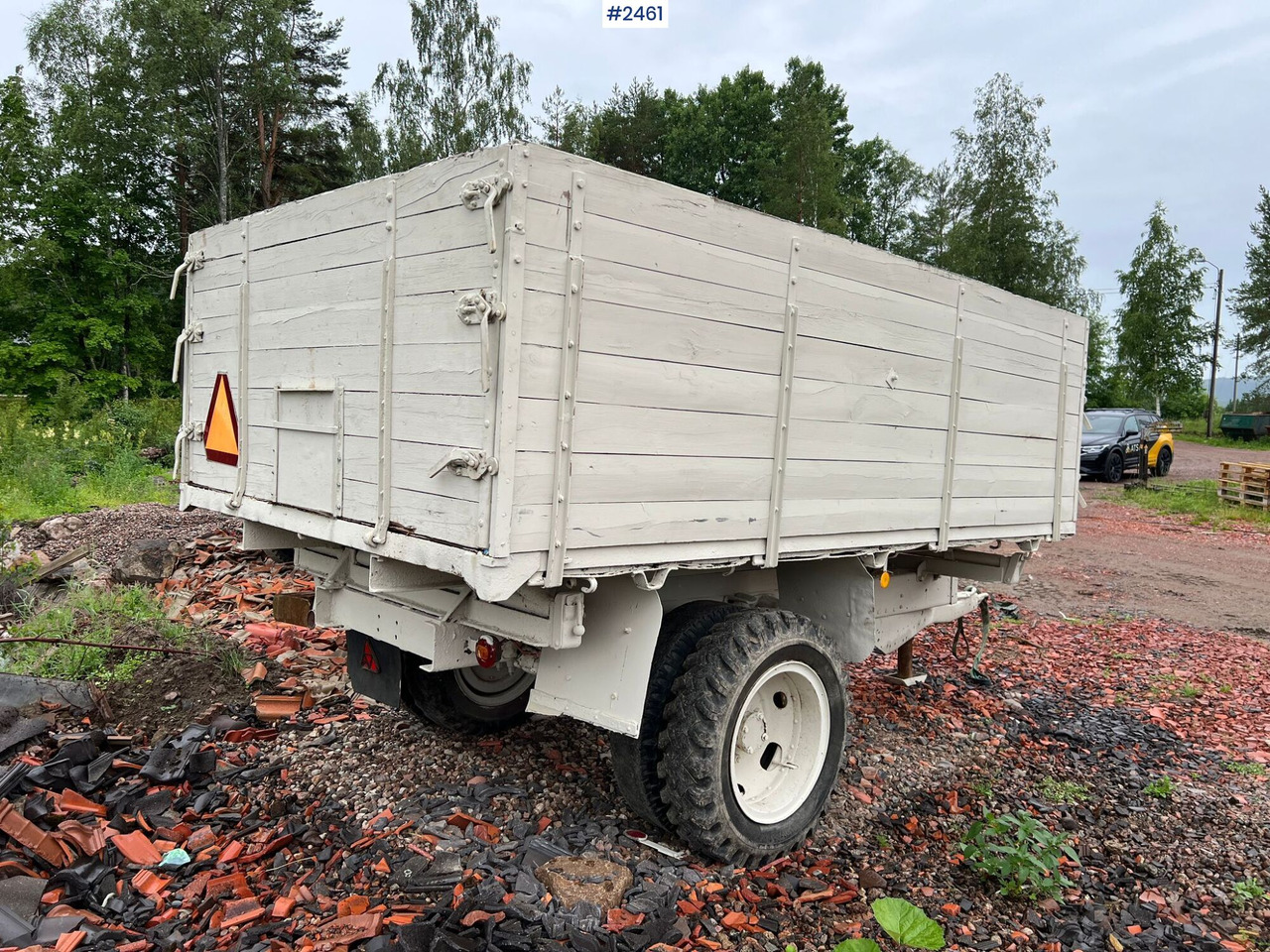 Tractor trailer with tipper - Trailer jungkit: gambar 3 Tractor trailer with tipper - Trailer jungkit: gambar 3