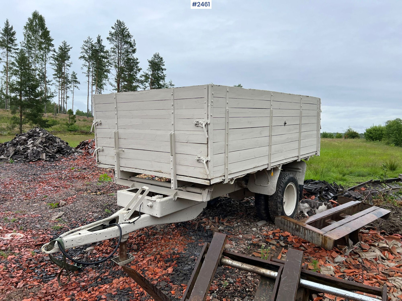Tractor trailer with tipper - Trailer jungkit: gambar 2 Tractor trailer with tipper - Trailer jungkit: gambar 2