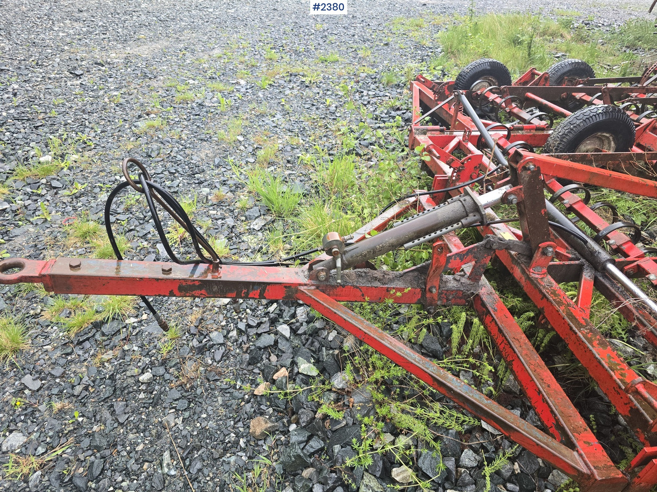 Väderstad bogey harvester - Mesin pengolahan tanah: gambar 4 Väderstad bogey harvester - Mesin pengolahan tanah: gambar 4