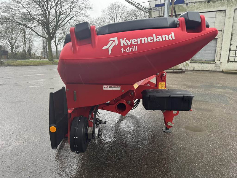 Kverneland F Drill - Menggabungkan bor benih: gambar 2 Kverneland F Drill - Menggabungkan bor benih: gambar 2