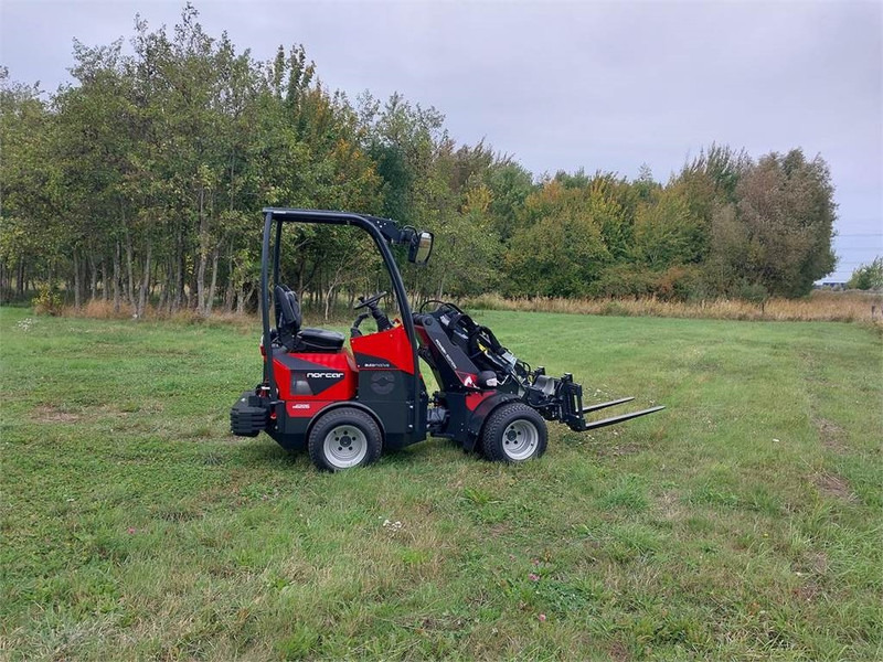 NORCAR a6226 automotive - Track loader yang ringkas: gambar 4 NORCAR a6226 automotive - Track loader yang ringkas: gambar 4