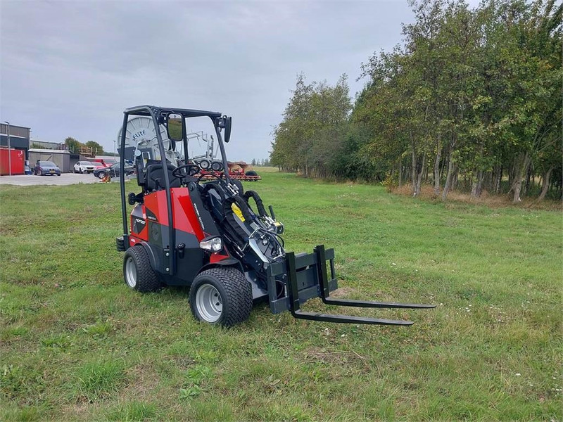 NORCAR a6226 automotive - Track loader yang ringkas: gambar 5 NORCAR a6226 automotive - Track loader yang ringkas: gambar 5