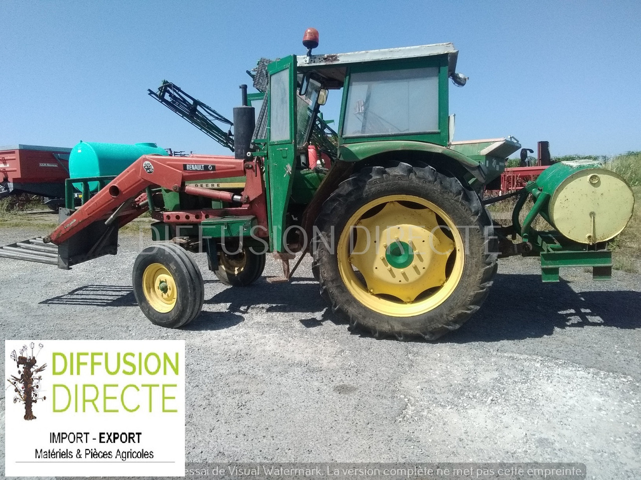 JOHN DEERE TRACTEUR 1120 - Traktor: gambar 1 JOHN DEERE TRACTEUR 1120 - Traktor: gambar 1