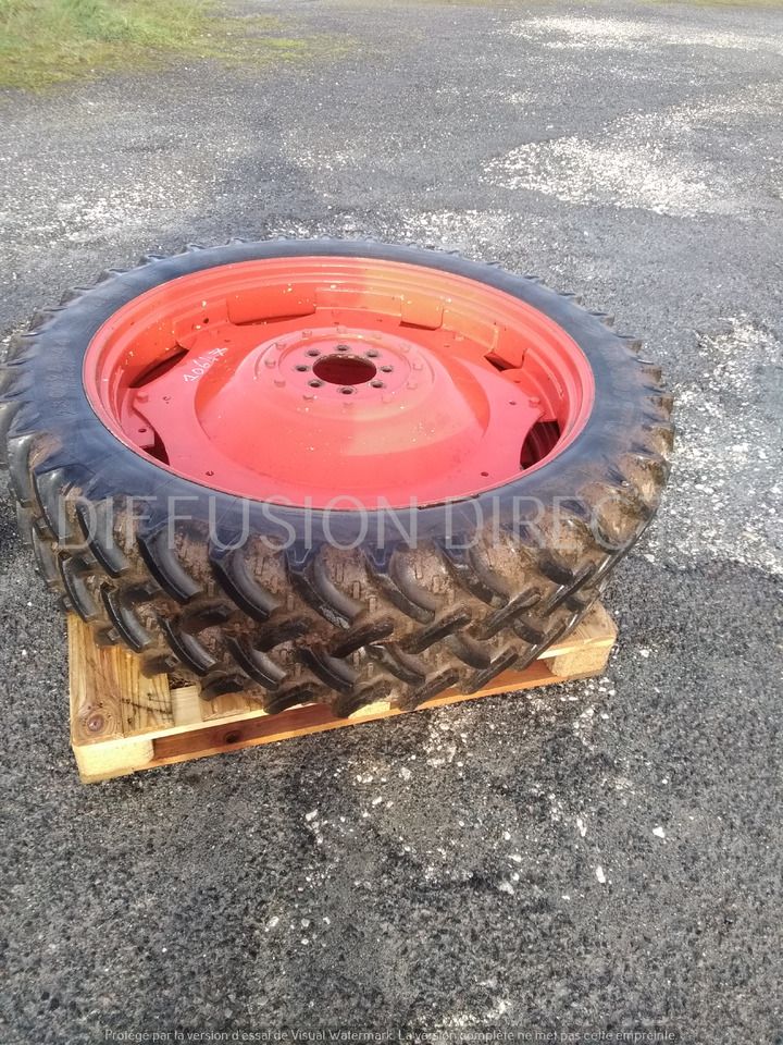 KLEBER ROUES CEREALIERES - Roda/ Ban untuk Peralatan pertanian: gambar 2 KLEBER ROUES CEREALIERES - Roda/ Ban untuk Peralatan pertanian: gambar 2