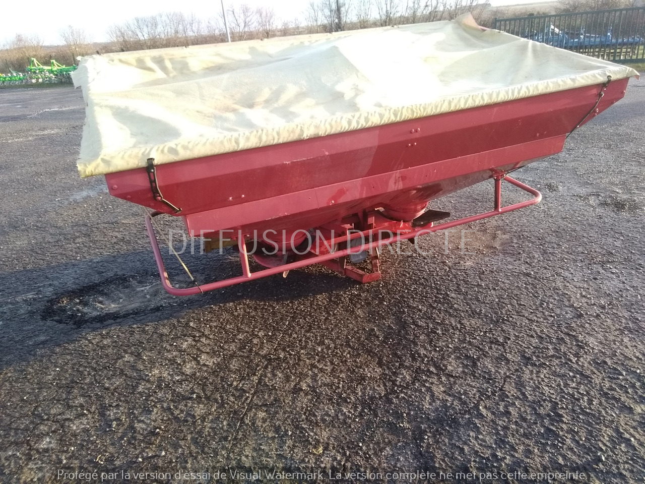 LELY DISTRIBUTEUR D'ENGRAIS CENTERMATIC PESEE - Penyebar pupuk: gambar 4 LELY DISTRIBUTEUR D'ENGRAIS CENTERMATIC PESEE - Penyebar pupuk: gambar 4