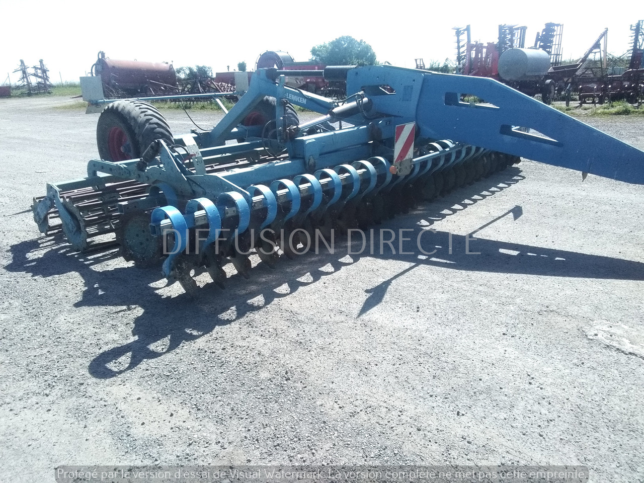 LEMKEN DECHAUMEUR A DISQUES HELIODOR H 8 SF - Garu cakram: gambar 4 LEMKEN DECHAUMEUR A DISQUES HELIODOR H 8 SF - Garu cakram: gambar 4