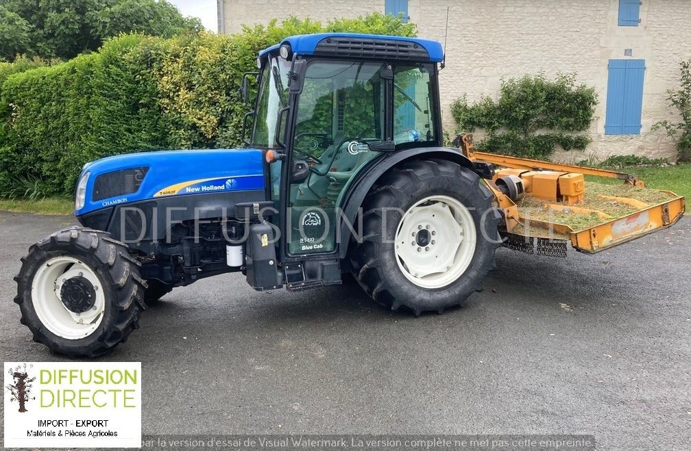 NEW HOLLAND TRACTEUR AGRICOLE T 4060 F - Traktor: gambar 1 NEW HOLLAND TRACTEUR AGRICOLE T 4060 F - Traktor: gambar 1