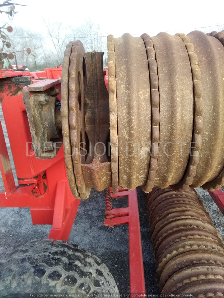 QUIVOGNE ROULEAU CAMBRIDGE R 630 - Rol pertanian: gambar 5 QUIVOGNE ROULEAU CAMBRIDGE R 630 - Rol pertanian: gambar 5