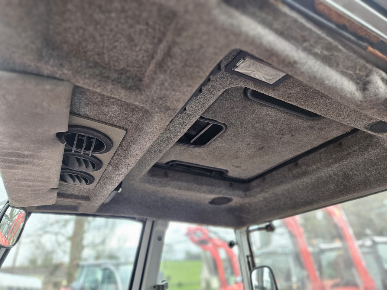 Traktor 1993 MF 390T 4wd tractor, good off farm condition: gambar 7