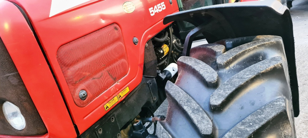 Traktor 2008 MF 5455, Local tractor: gambar 6 Traktor 2008 MF 5455, Local tractor: gambar 6