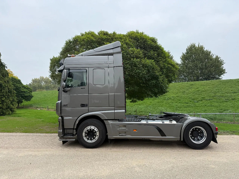 DAF XF 460 4x2 TOP Showtruck - Tractor head: gambar 2 DAF XF 460 4x2 TOP Showtruck - Tractor head: gambar 2