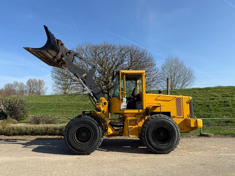 Volvo L70D - Wheel loader: gambar 5 Volvo L70D - Wheel loader: gambar 5