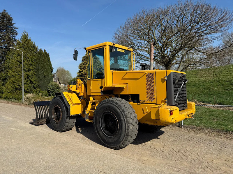 Volvo L70D - Wheel loader: gambar 3 Volvo L70D - Wheel loader: gambar 3