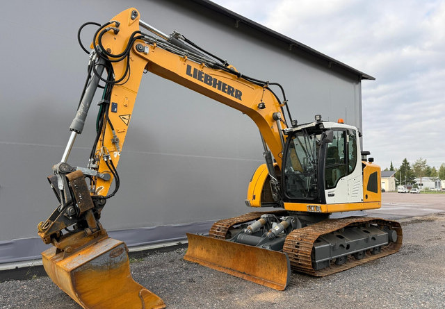 LiebherrR920 Compact + Marttiini - Ekskavator perayap: gambar 1 LiebherrR920 Compact + Marttiini - Ekskavator perayap: gambar 1