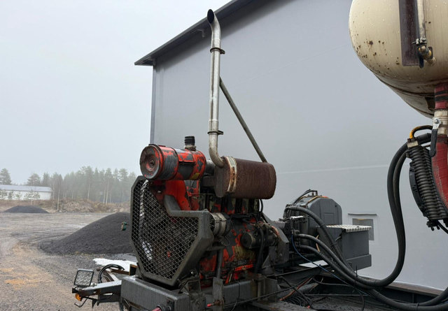 Peralatan beton, Trailer Närko9m3: gambar 14