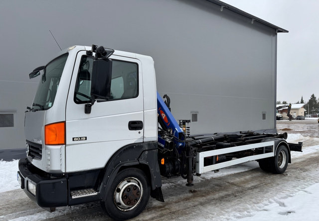 NissanAtleon - Hook lift, Truk derek: gambar 1 NissanAtleon - Hook lift, Truk derek: gambar 1