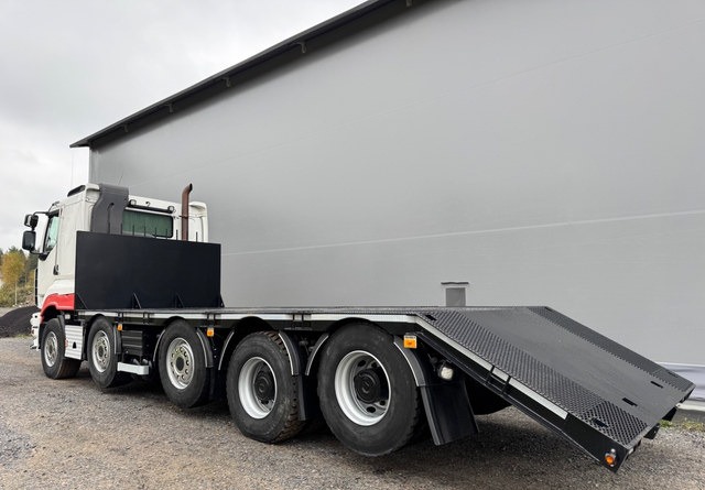 SisuR500 10x4 - Truk flatbed: gambar 3 SisuR500 10x4 - Truk flatbed: gambar 3