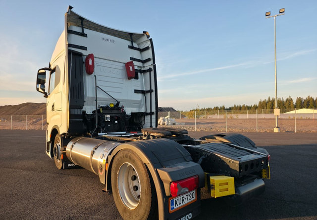 IvecoS-Way 460 4x2 LNG / LBG - Tractor head: gambar 3 IvecoS-Way 460 4x2 LNG / LBG - Tractor head: gambar 3