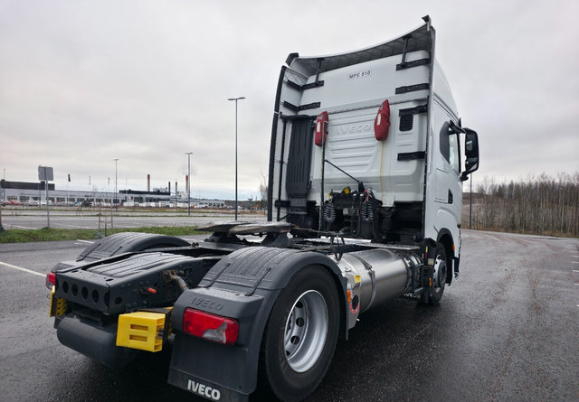 IvecoS-Way 460 4x2 LNG / LBG - Tractor head: gambar 4 IvecoS-Way 460 4x2 LNG / LBG - Tractor head: gambar 4