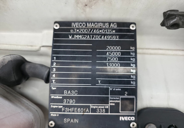 Tractor head IvecoS-Way 460 4x2 LNG / LBG: gambar 9 Tractor head IvecoS-Way 460 4x2 LNG / LBG: gambar 9