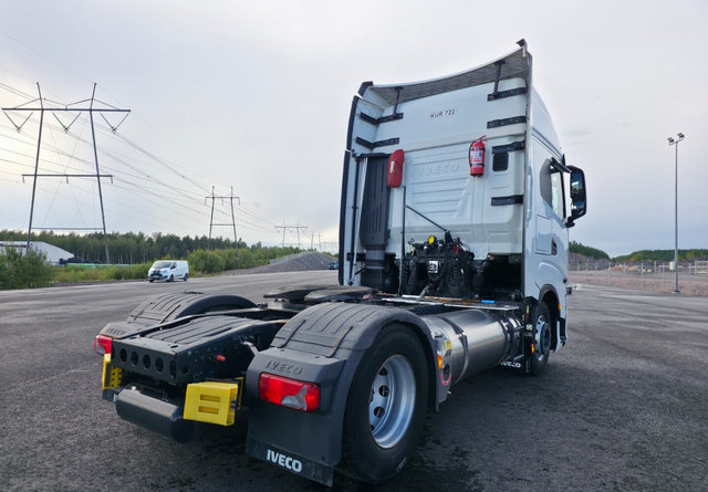 IvecoS-Way 460 4x2 LNG / LBG - Tractor head: gambar 4 IvecoS-Way 460 4x2 LNG / LBG - Tractor head: gambar 4