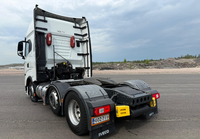IvecoS-Way 460 LNG 6x2 - Tractor head: gambar 3 IvecoS-Way 460 LNG 6x2 - Tractor head: gambar 3