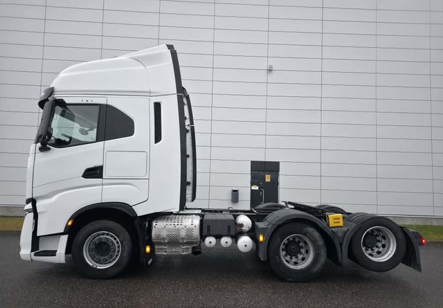 IvecoS-Way 480 6x2 Hieno! - Tractor head: gambar 2 IvecoS-Way 480 6x2 Hieno! - Tractor head: gambar 2