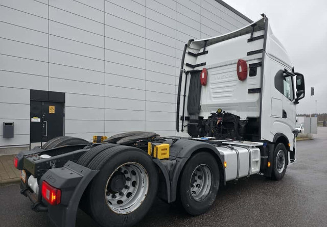 IvecoS-Way 480 6x2 Hieno! - Tractor head: gambar 5 IvecoS-Way 480 6x2 Hieno! - Tractor head: gambar 5