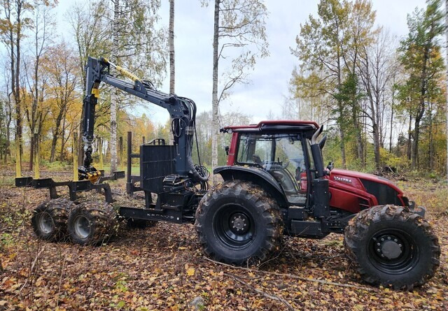 ValtraN123 + Kronos 140 4WDM + Cranab FC8 - Traktor kehutanan, Trailer kehutanan: gambar 5 ValtraN123 + Kronos 140 4WDM + Cranab FC8 - Traktor kehutanan, Trailer kehutanan: gambar 5