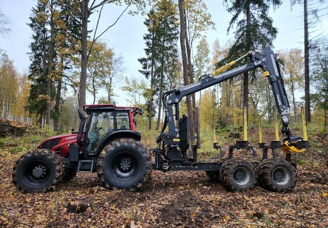 ValtraN123 + Kronos 140 4WDM + Cranab FC8 - Traktor kehutanan, Trailer kehutanan: gambar 2 ValtraN123 + Kronos 140 4WDM + Cranab FC8 - Traktor kehutanan, Trailer kehutanan: gambar 2