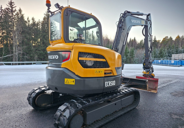 VolvoECR58D + Engcon, Novatron - Ekskavator perayap: gambar 5 VolvoECR58D + Engcon, Novatron - Ekskavator perayap: gambar 5