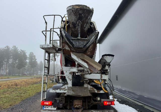 VolvoFH16 650 8x4 - Truk pengaduk beton: gambar 5 VolvoFH16 650 8x4 - Truk pengaduk beton: gambar 5