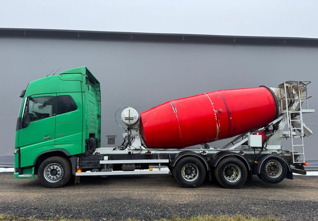 VolvoFH16 650 8x4 - Truk pengaduk beton: gambar 3 VolvoFH16 650 8x4 - Truk pengaduk beton: gambar 3