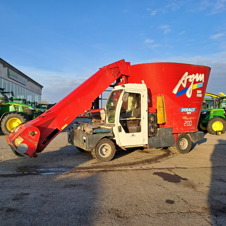 CARRO MISCELATORE SEMOVENTE AGM MIRAGE 200 - Mixer-pengumpan: gambar 1 CARRO MISCELATORE SEMOVENTE AGM MIRAGE 200 - Mixer-pengumpan: gambar 1