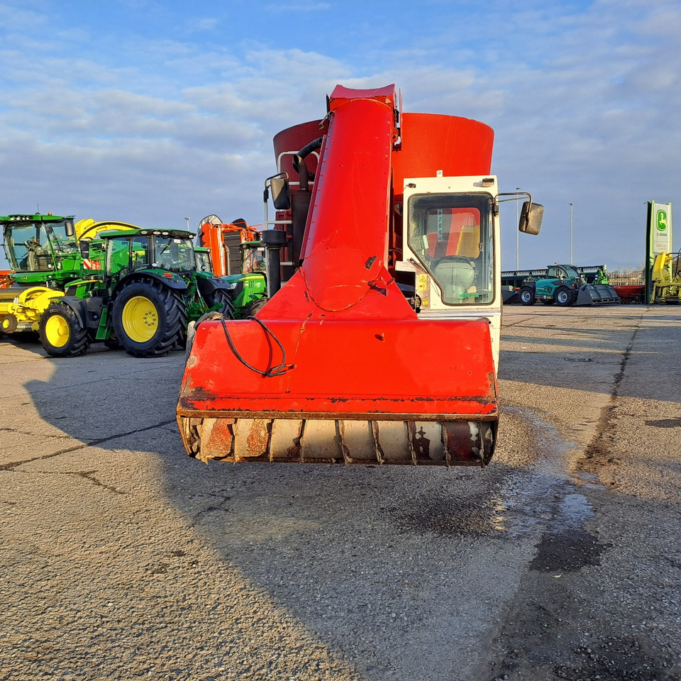 CARRO MISCELATORE SEMOVENTE AGM MIRAGE 200 - Mixer-pengumpan: gambar 3 CARRO MISCELATORE SEMOVENTE AGM MIRAGE 200 - Mixer-pengumpan: gambar 3