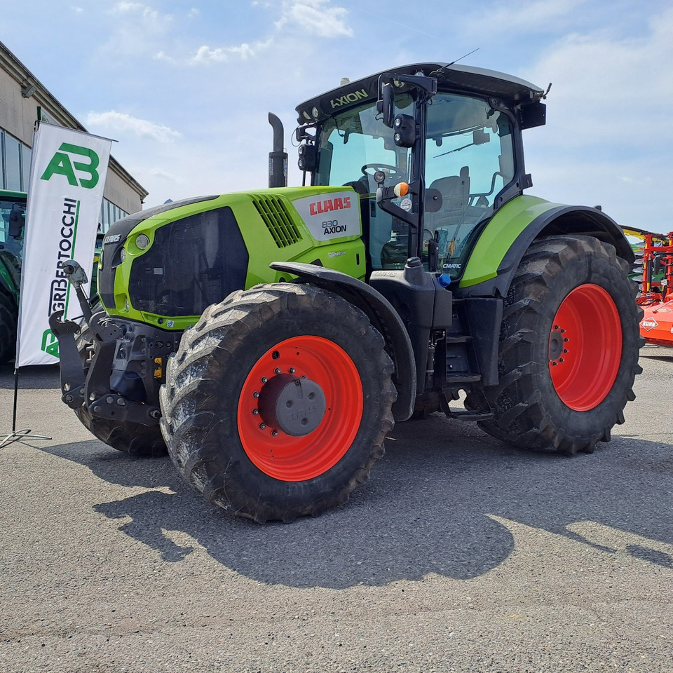 Traktor CLAAS 830 AXION: gambar 1
