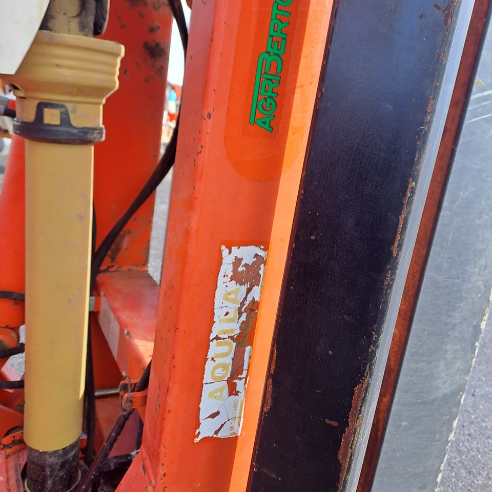 ERPICE ROTANTE PIEGHEVOLE MASCHIO AQUILA 5000 - Rotavator: gambar 4 ERPICE ROTANTE PIEGHEVOLE MASCHIO AQUILA 5000 - Rotavator: gambar 4