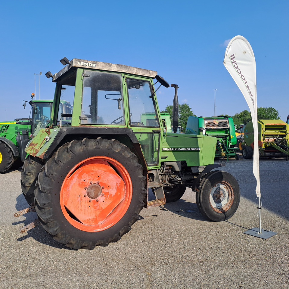 FENDT 303 LS FARMER - Traktor: gambar 3 FENDT 303 LS FARMER - Traktor: gambar 3