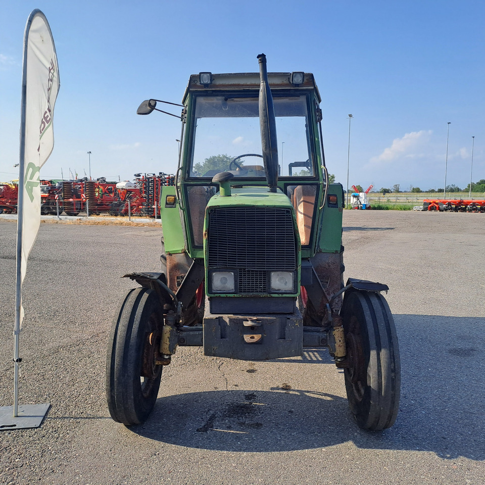FENDT 303 LS FARMER - Traktor: gambar 2 FENDT 303 LS FARMER - Traktor: gambar 2