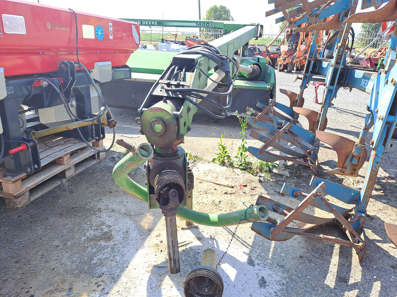 JOHN DEERE 1460 - Mesin pemotong padang rumput: gambar 4 JOHN DEERE 1460 - Mesin pemotong padang rumput: gambar 4