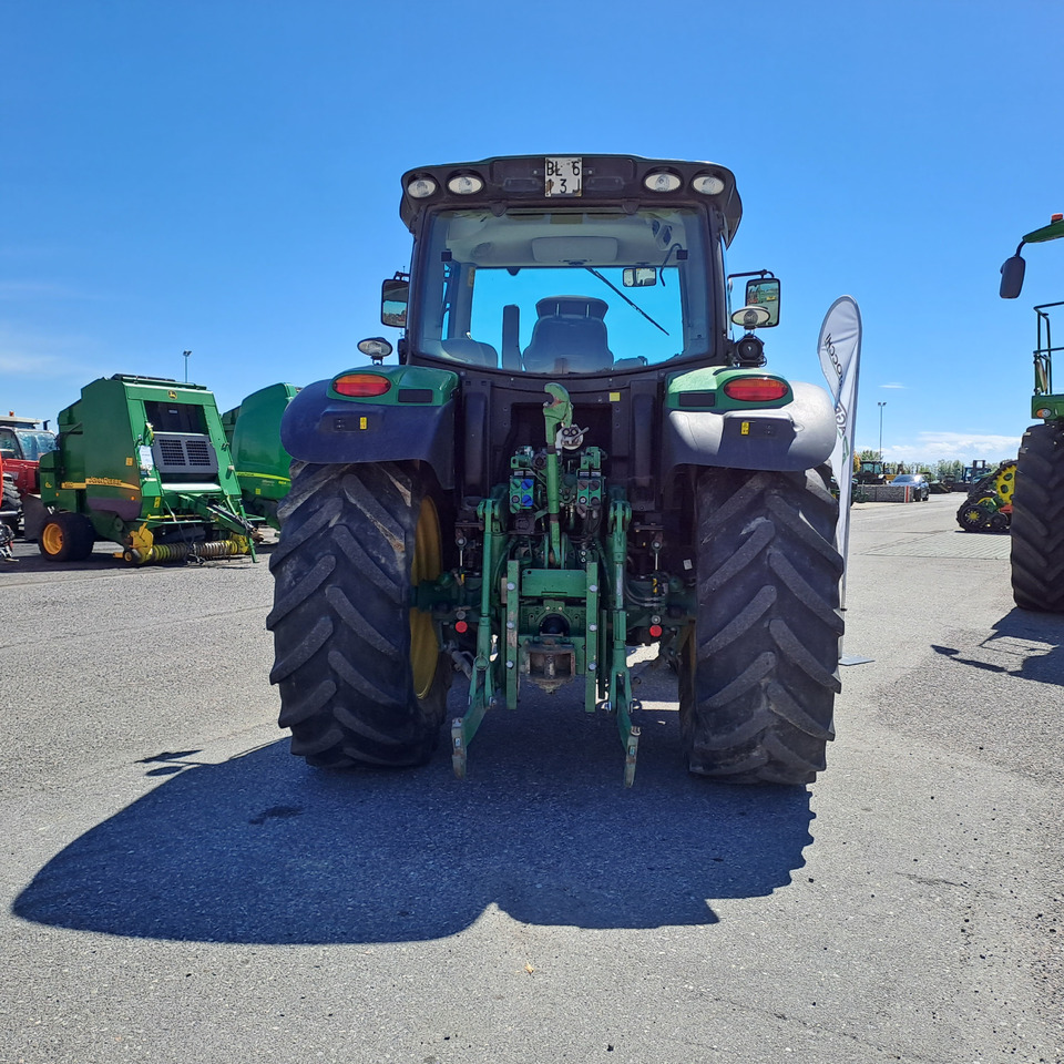 JOHN DEERE 6125R - Traktor: gambar 4 JOHN DEERE 6125R - Traktor: gambar 4